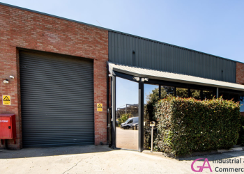 11/16 Tarnard Drive, Braeside, VIC 3195